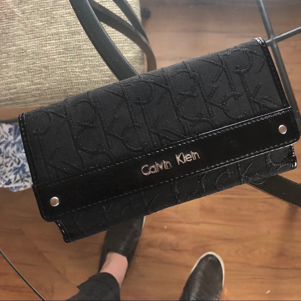 Calvin Klein black leather wallet